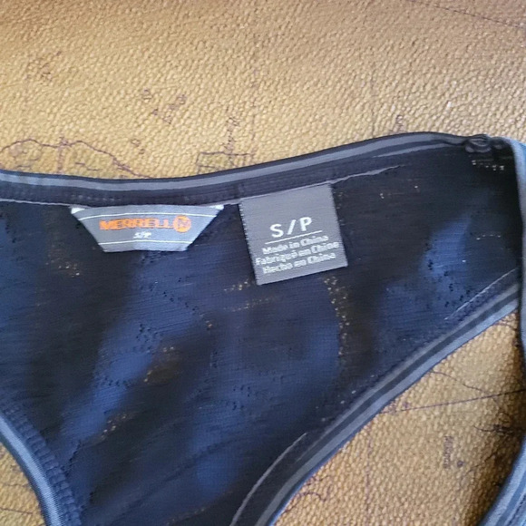 MERRELL, Size Small, hiking long tank, Khaki  stripes with black - Picture 4 of 8